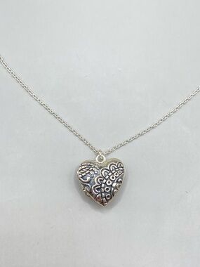 Silpada Florence Locket Necklace N2719